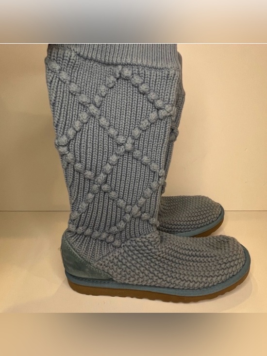 UGG Shoes - Genuine Ugg Australia Classic Women’s Crochet Tall Boots Size 7 Blue Wool Insole